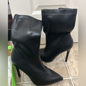 NEW Calf boots